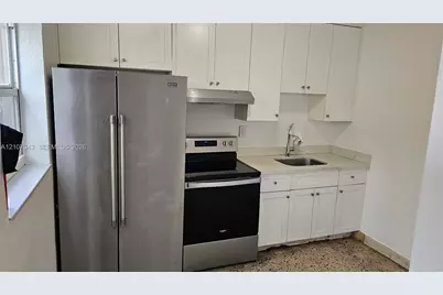 1793 NW 18th Ter #3, Miami, FL 33125 - Photo 4