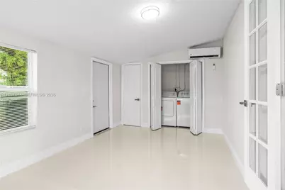 1605 NW 15th St, Fort Lauderdale, FL 33311 - Photo 34
