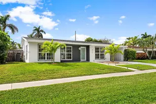 912 SE 16th Pl, Deerfield Beach, FL 33441 - Photo 1
