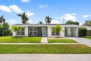 912 SE 16th Pl, Deerfield Beach, FL 33441 - Photo 2