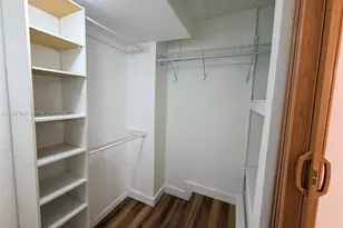 1313 NW 24th Ave, Miami, FL 33125 - Photo 10
