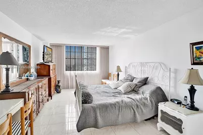 251 174th St #415, Sunny Isles Beach, FL 33160 - Photo 6