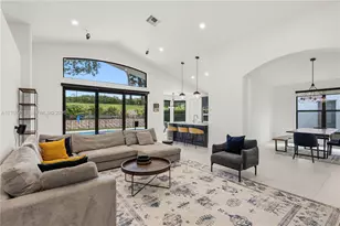 19305 Skyridge Cir, Boca Raton, FL 33498 - Photo 4
