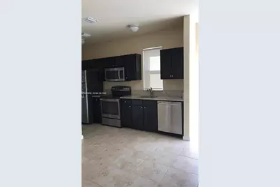 9431 SW 172nd Ave #EFFICIENCY, Miami, FL 33196 - Photo 4