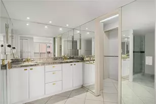 881 Ocean Dr, Key Biscayne, FL 33149 - Photo 16