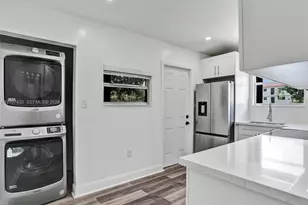 2135 SW 4th St, Miami, FL 33135 - Photo 6