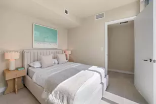 9221 E Bay Harbor Dr, Bal Harbour, FL 33141 - Photo 14
