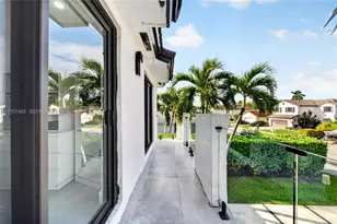 7873 SW 161st Pl, Miami, FL 33193 - Photo 30