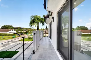 7873 SW 161st Pl, Miami, FL 33193 - Photo 32
