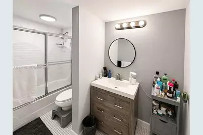 8421 Lagos De Campo Blvd #309T, Tamarac, FL 33321 - Photo 12