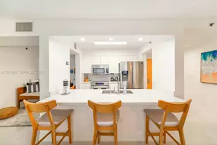 1200 Brickell Bay Dr, Miami, FL 33131 - Photo 4