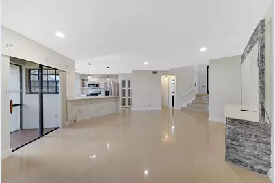 9177 W Sunrise, Plantation, FL 33322 - Photo 16