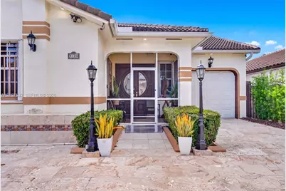 9124 NW 147th Ter, Miami Lakes, FL 33018 - Photo 4