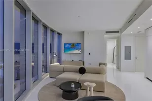 300 Biscayne Blvd Way, Miami, FL 33131 - Photo 6