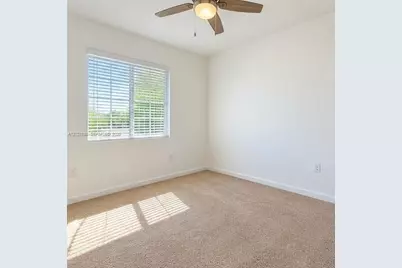 1088 NW 208th Ter, Miami Gardens, FL 33169 - Photo 8