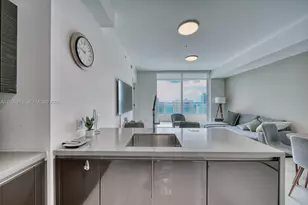 1080 Brickell Ave, Miami, FL 33131 - Photo 2