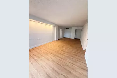20400 W Country Club Dr #112, Aventura, FL 33180 - Photo 22