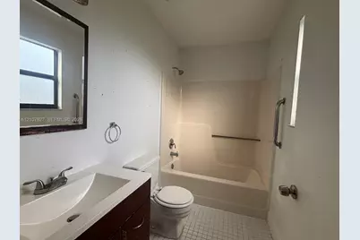 19 Crossings Cir #H, Boynton Beach, FL 33435 - Photo 12