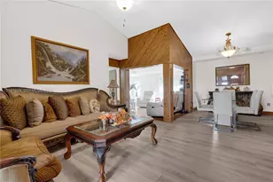 21056 SW 124th Ave Rd, Miami, FL 33177 - Photo 4
