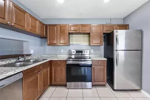 1460 Jefferson Dr, Homestead, FL 33034 - Photo 12