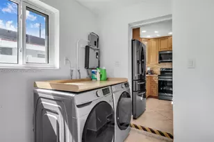 314 SE 3rd St, Dania Beach, FL 33004 - Photo 26