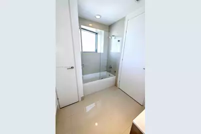 3250 NE 188th St #502, Aventura, FL 33180 - Photo 12