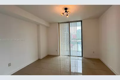 79 SW 12th St #1102-S, Miami, FL 33130 - Photo 4