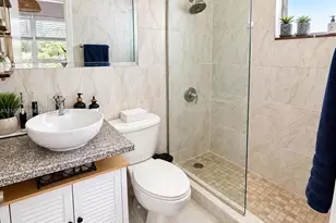 421 NE 68th St, Miami, FL 33138 - Photo 10