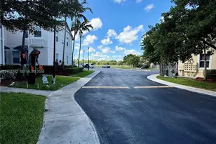 153 SE 28th Pl, Homestead, FL 33033 - Photo 6