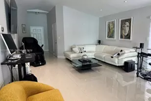 16284 SW 100th Terrace, Miami, FL 33196 - Photo 2