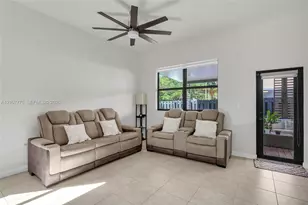 470 SE 34th Terrace, Homestead, FL 33033 - Photo 8