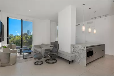1030 15th St #214, Miami Beach, FL 33139 - Photo 1