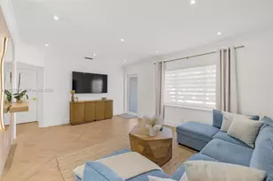 941 NW 40th Ave, Miami, FL 33126 - Photo 2