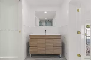 941 NW 40th Ave, Miami, FL 33126 - Photo 20