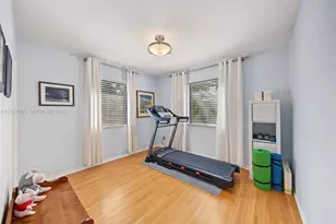 9205 N Miami Ave, Miami Shores, FL 33150 - Photo 16