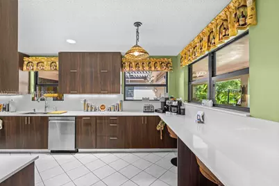 15695 SW 153rd Ave, Miami, FL 33187 - Photo 4