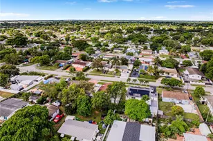 1331 N 69th Way, Hollywood, FL 33024 - Photo 16