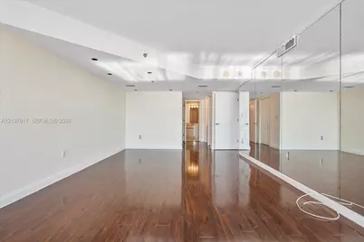 5757 Collins Ave #2106, Miami Beach, FL 33140 - Photo 24