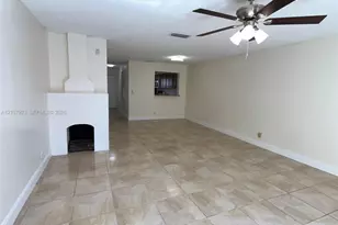 9884 NW 15th St, Pembroke Pines, FL 33024 - Photo 12