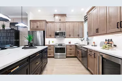 15352 Giardino Dr Unit 202, Naples, FL 34114 - Photo 6