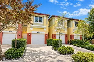 4921 SW 66th Terrace, Davie, FL 33314 - Photo 2