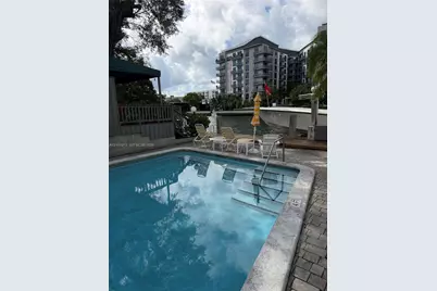 1000 NW N River Dr #20, Miami, FL 33136 - Photo 14