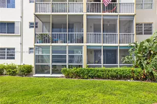 2910 Point E Dr, Aventura, FL 33160 - Photo 20