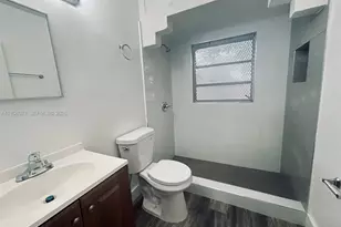 1801 NW 44th St, Miami, FL 33142 - Photo 10