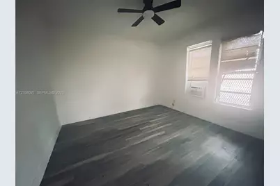 1801 NW 44th St #0, Miami, FL 33142 - Photo 8