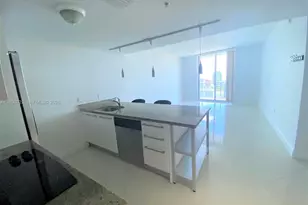 185 SW 7th St, Miami, FL 33130 - Photo 8