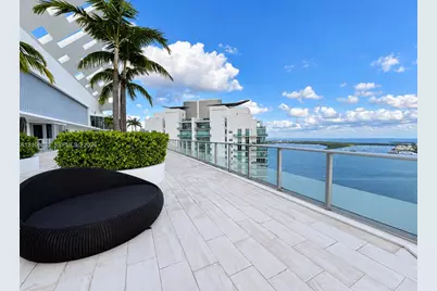 1300 Brickell Bay Dr #2405, Miami, FL 33131 - Photo 12
