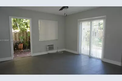 808 SW 14th Ter #4, Fort Lauderdale, FL 33312 - Photo 14