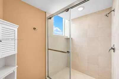 3370 Hidden Bay Dr #1111, Aventura, FL 33180 - Photo 14