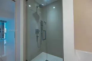 851 NE 1st Ave, Miami, FL 33132 - Photo 16